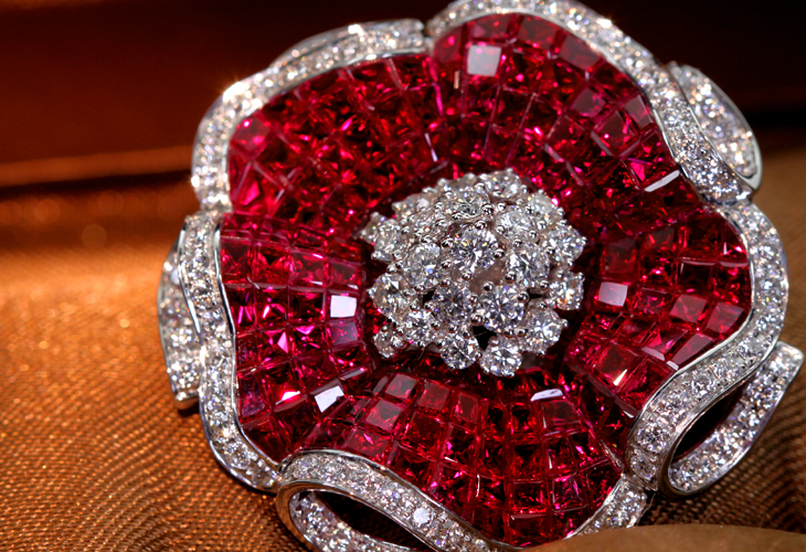 jewel planet 公式サイト / K18WG 15.6ctルビー&1.8ct ダイヤモンド