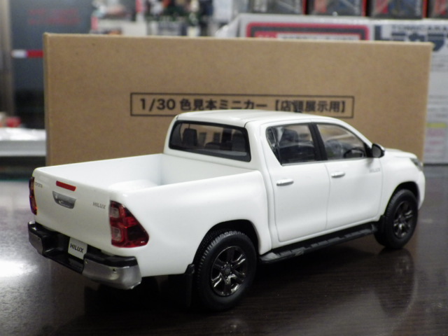 ミニカーショップグローバル - 1/30 ディーラー非売品 トヨタ