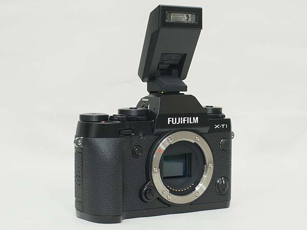 富士フイルム FUJIFILM X-T1の徹底レビュー 一眼レフ・スタイルの