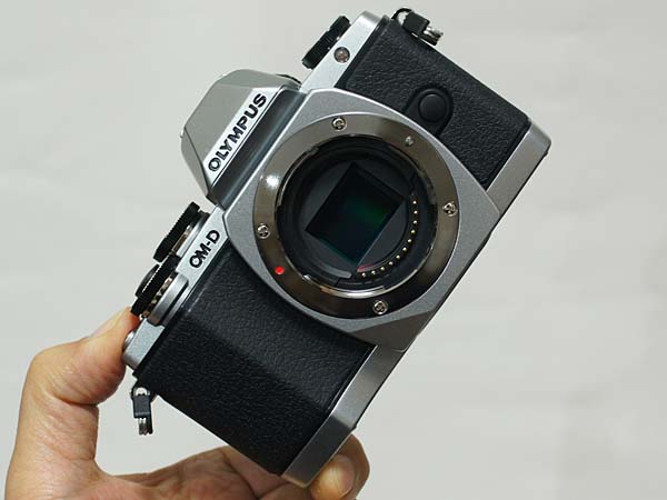 オリンパス OLYMPUS OM-D E-M10の徹底レビュー OMシリーズのエントリー