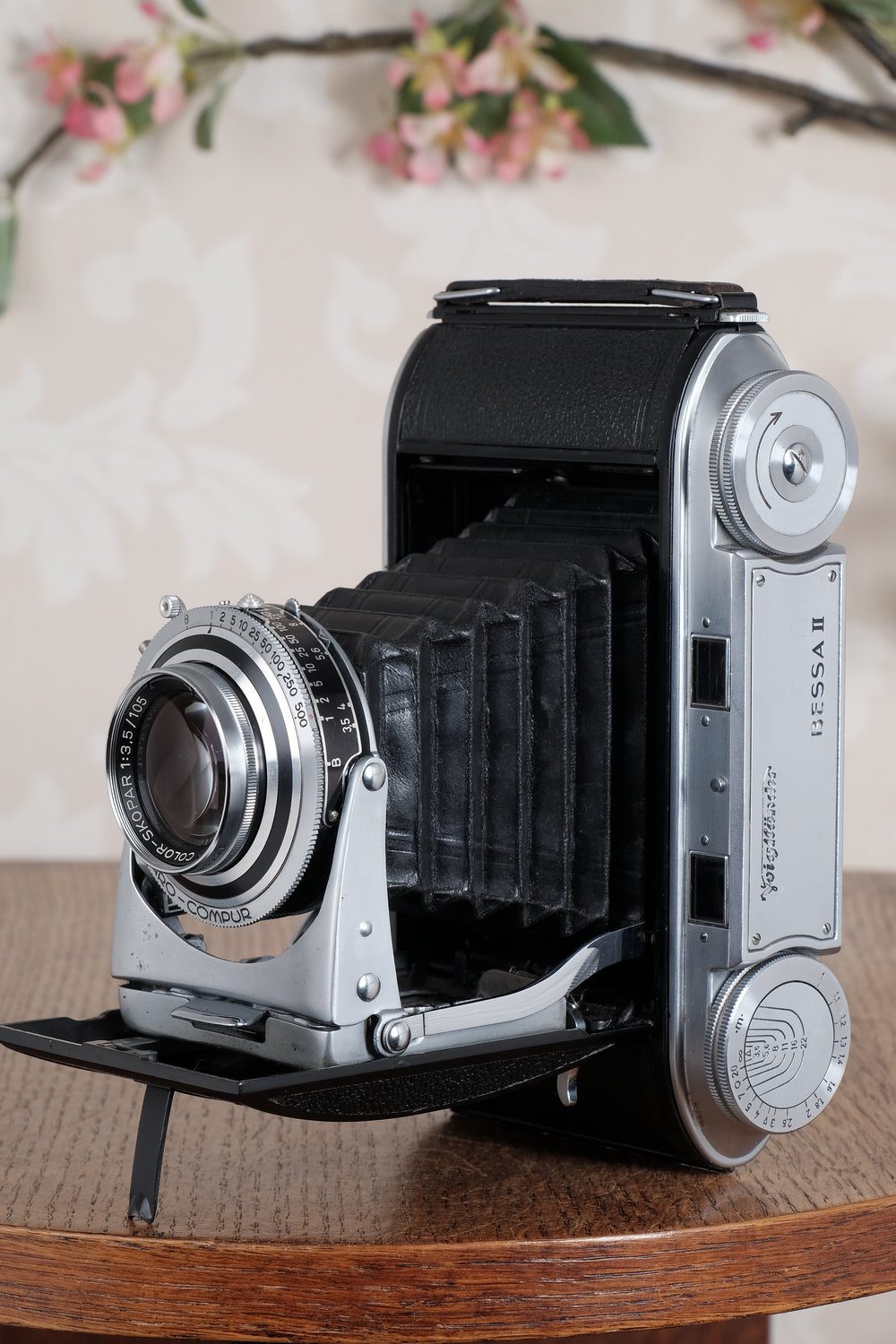 Superb! 1955 Voigtlander 6x9 Bessa II with Color-Skopar lens