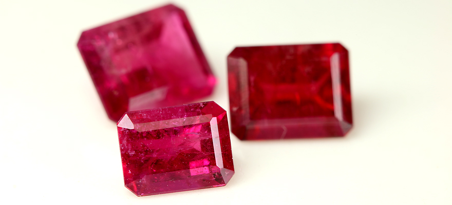 アメリカ産レッドベリル 0.684ct (ビクスバイト)【品質保証書/宝石鑑別