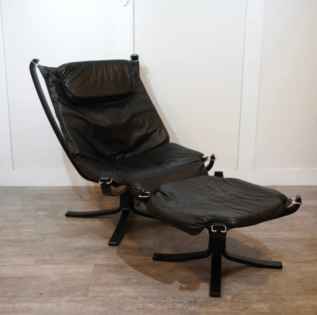 バットネ / Vatne ファルコンチェア＆オットマン 本革 北欧