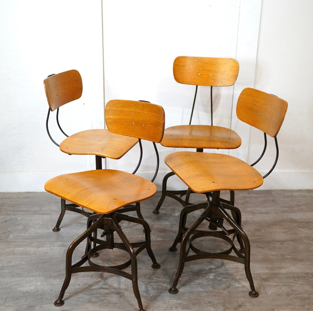 Northern Ohio Industrial コンパスレッグチェア 木製 Northern Ohio