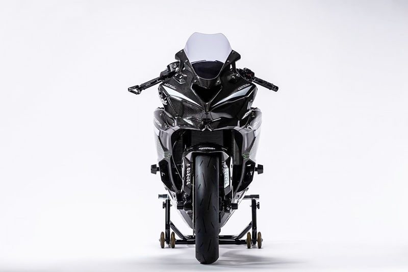 KAWASAKI//Ninja ZX-25R (2020-) --