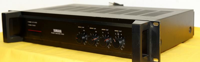 ヤマハ YAMAHA P2040 プロ用4chパワーアンプ