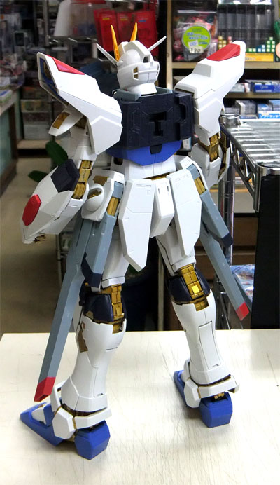 PGストライクフリーダム 一部組み立て PGストライクフリーダム 一部