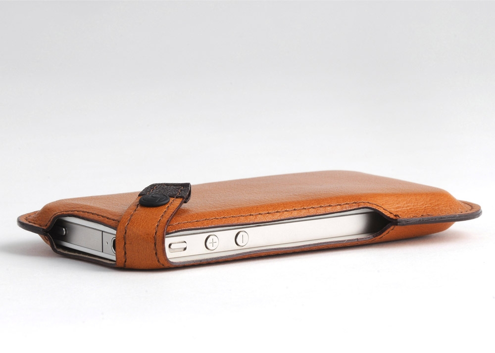 ハンドメイドレザートケース for iPhone 5 & 4/3GS/3G - buzzhouse design