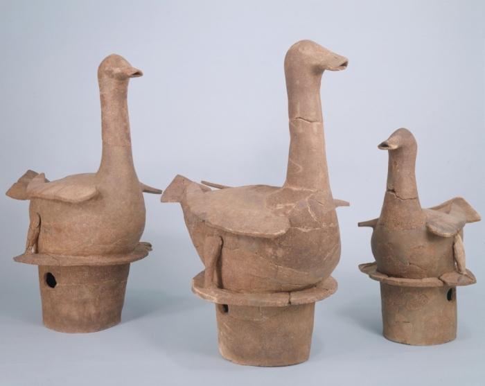 城山古墳の水鳥形埴輪／藤井寺市