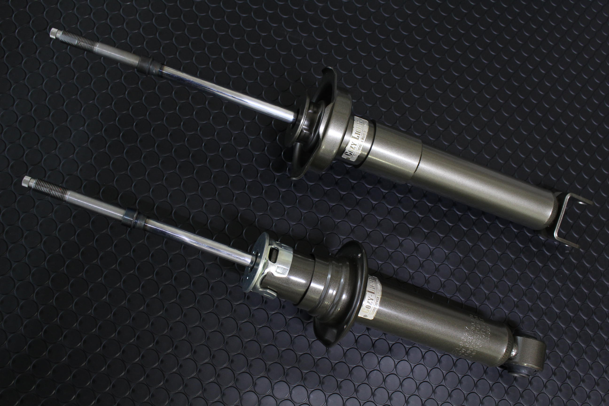 スズキ カプチーノ サスペンション