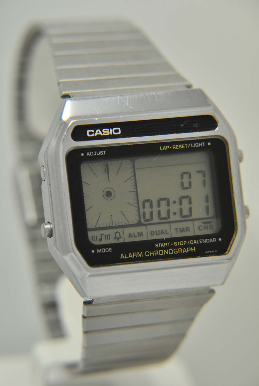 CASIO - AX-250 - DigitalHands - Vintage Digital Watch - Digital