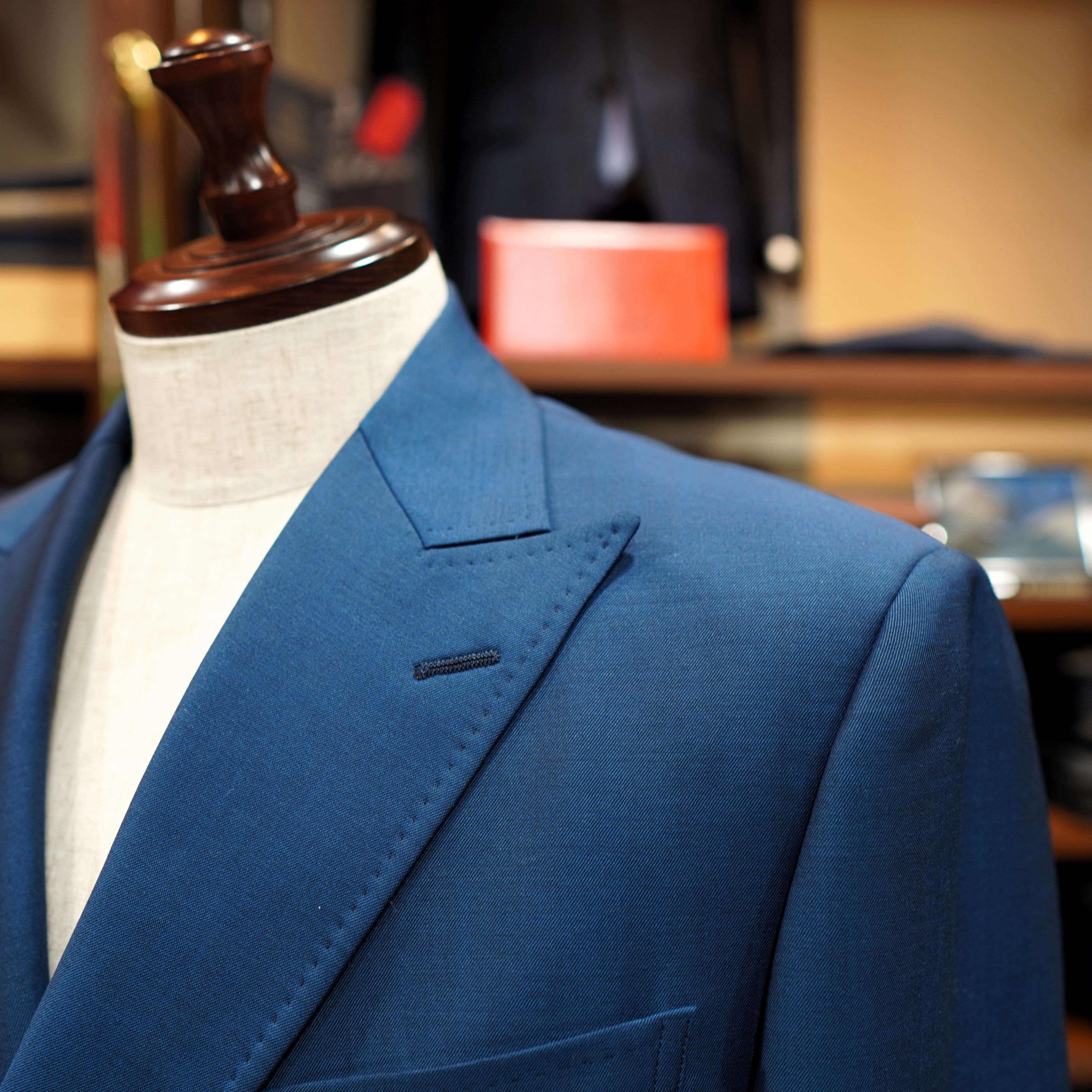 モヘアの効いたブルーグリーンのダブルスーツ | ゑみや洋服店