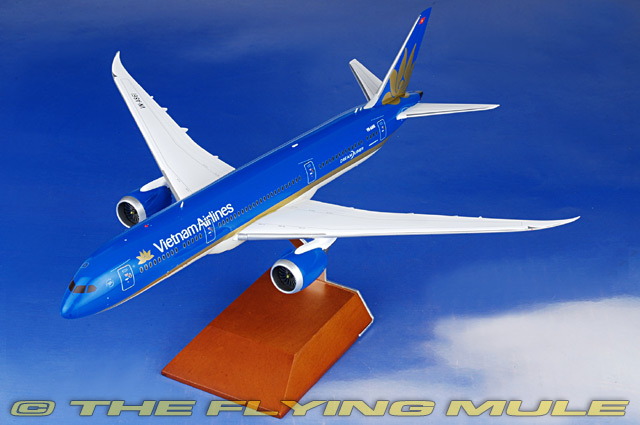787-9 Dreamliner 1:200 Diecast Model - GeminiJets GJ-G2HVN532