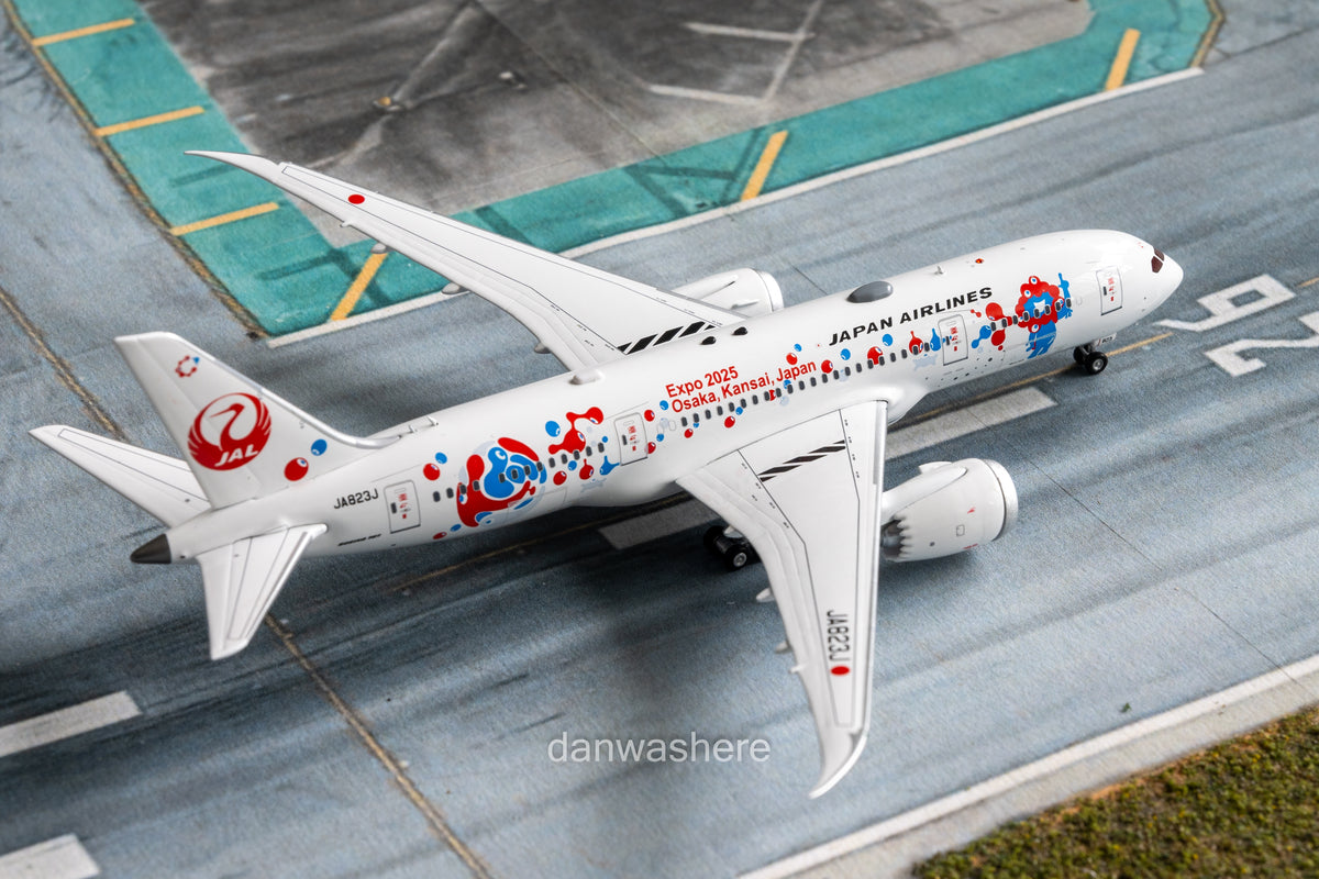 July Release AV400 Japan Airlines Boeing 787-8 Dreamliner 