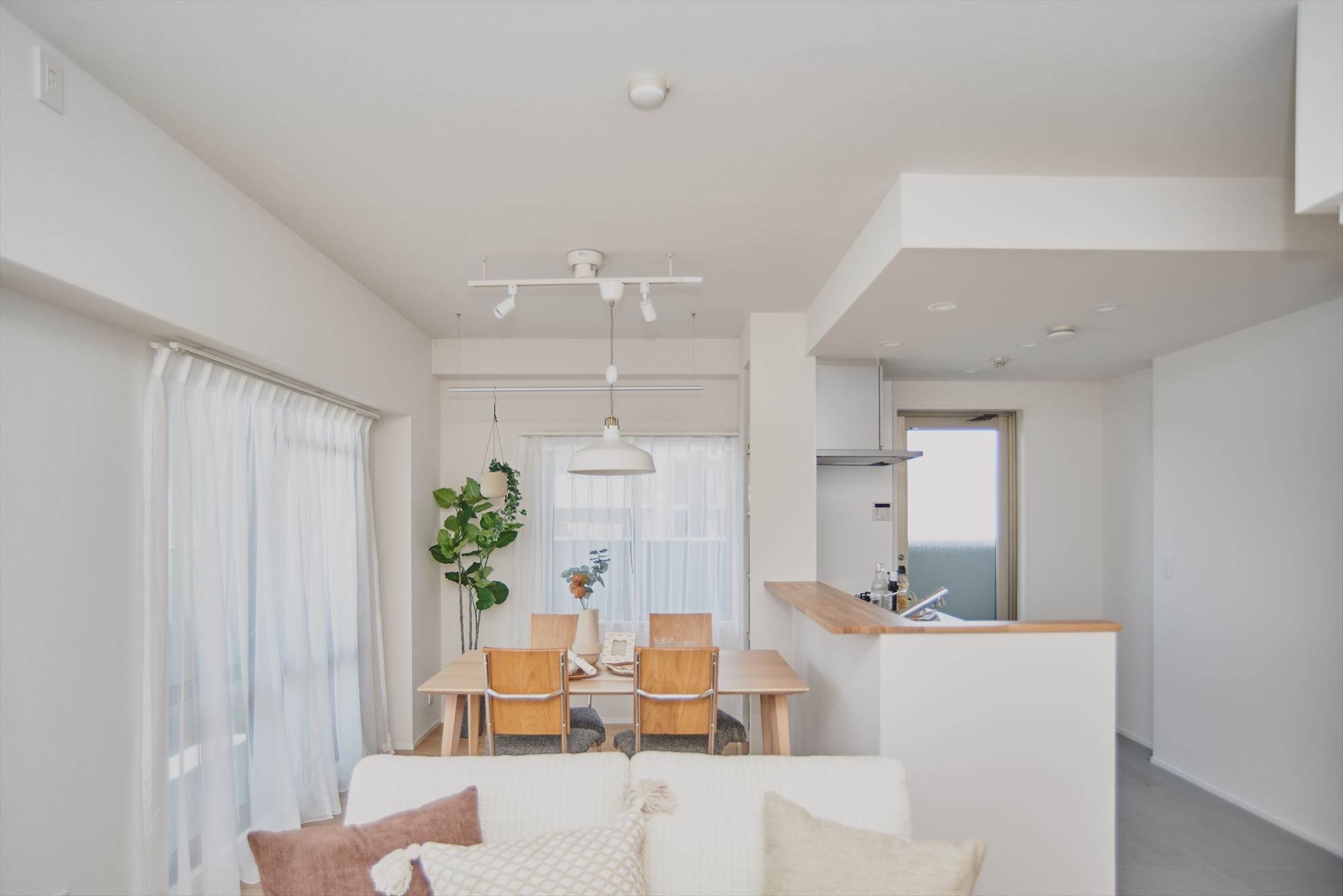 すぐに使える豪華一人暮らし家電4点セット❗️大阪、大阪近郊配送と設置無料9 楽天市場】一人暮らし 家電 セット 大阪の通販