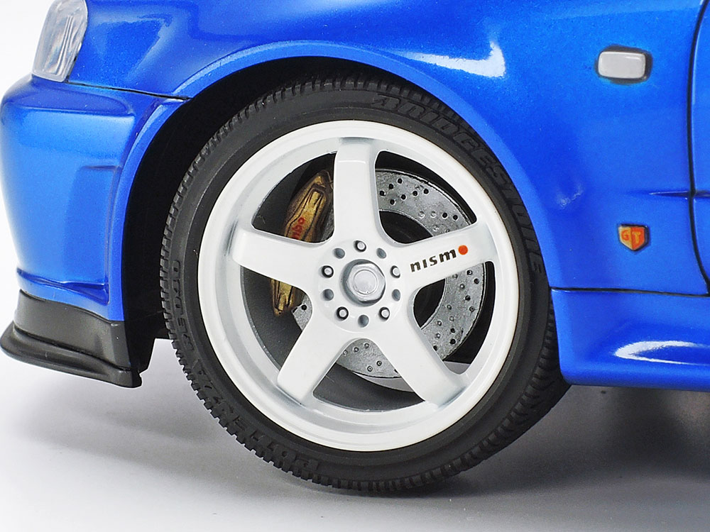 1/24 ニッサン スカイライン GT-R VスペックII （R34）: スケール