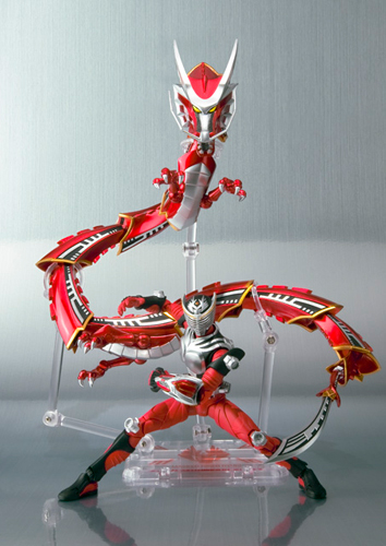 S.H.Figuarts 仮面ライダー龍騎&ドラグレッダーセット│株式会社BANDAI
