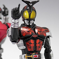 S.H.Figuarts（真骨彫製法） 仮面ライダーダークカブト | 魂ウェブ