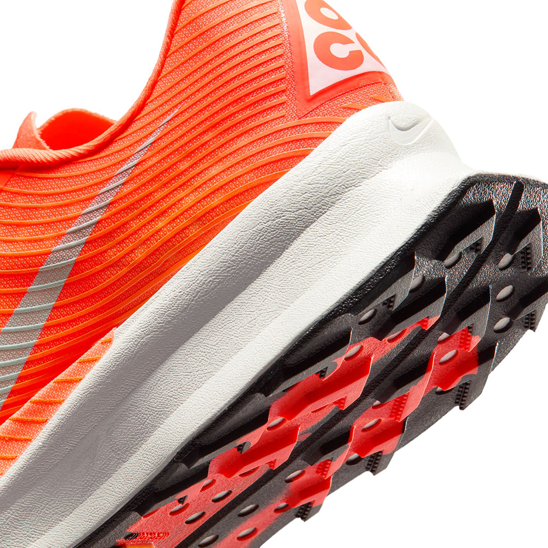 NIKE ACG（ナイキ エーシージー）| NIKE ACG ULTRAFLY TRAIL / HYPER