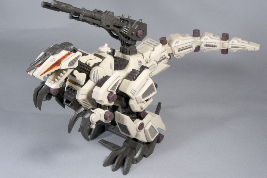ZOIDS DLZ-001 恐竜博2005開催記念ジェノザウラー - またーりといくよ。
