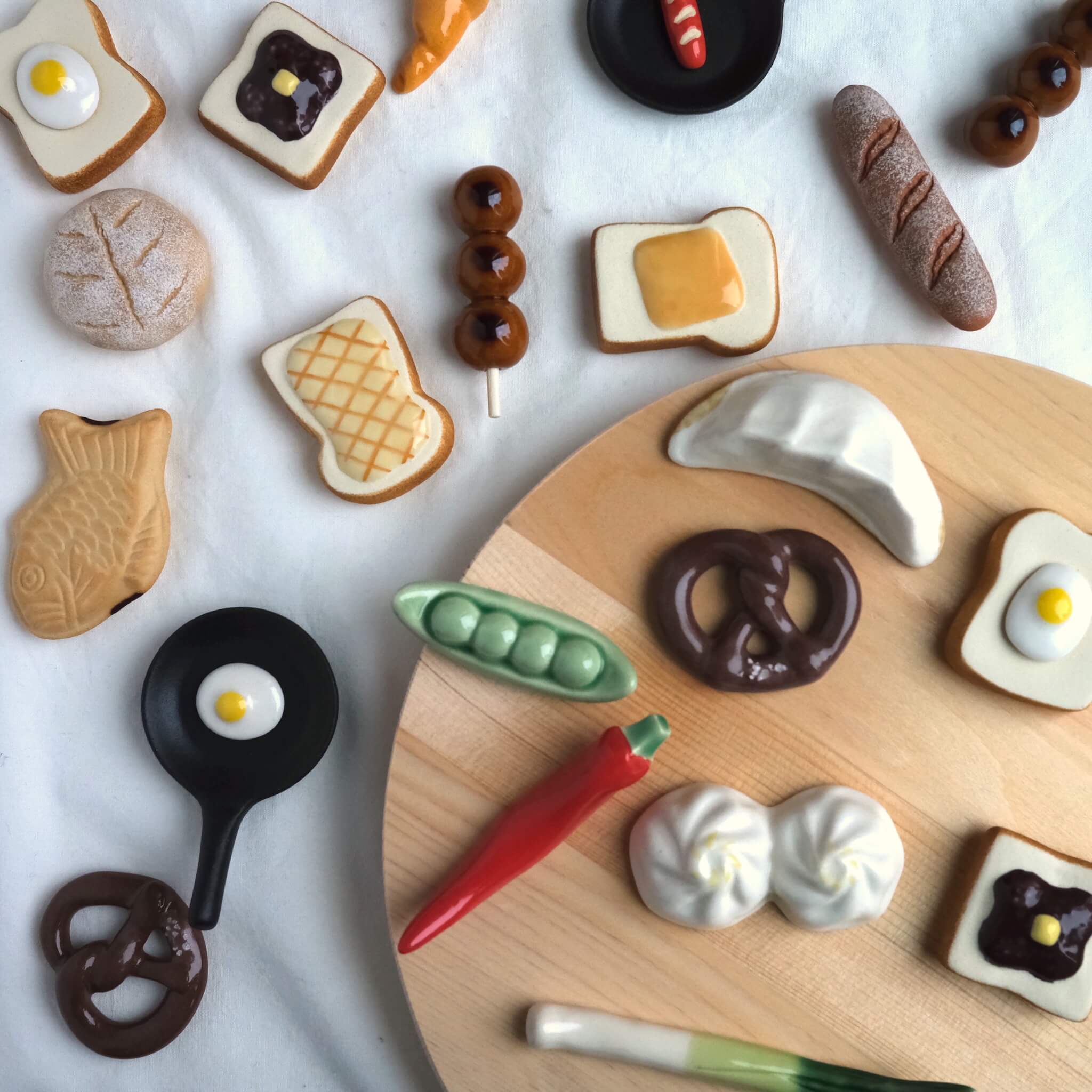 Croissant Chopstick Rest | Kawaii Tableware – Takuware