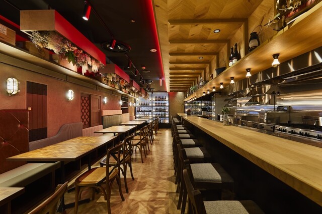 座席 : 肉とハーブ トラットリア ENTRATA （エントラータ【旧店名