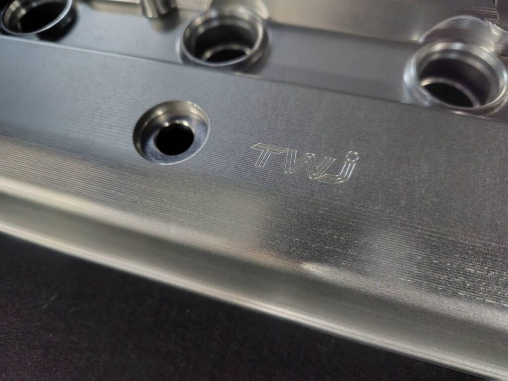 ZRX1200 DAEGビレットヘッドカバー | TWJ (TenWinJapan)