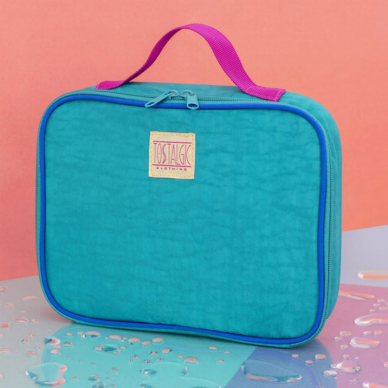 Tostalgic Clothing SPECIAL BOOK produced by peco│宝島社の通販