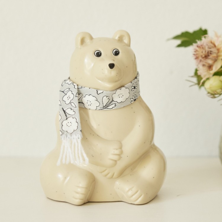 数量限定】kippis マフラーを巻いたシロクマ貯金箱 Keto gray│宝島社