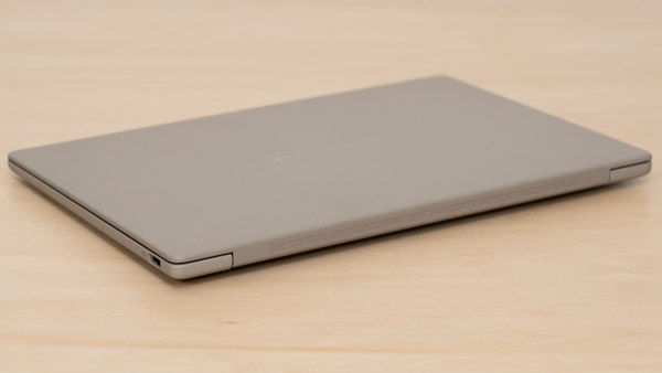 ASUS Zenbook SORAの実機レビュー/1kgを切ったCopilot+ PC