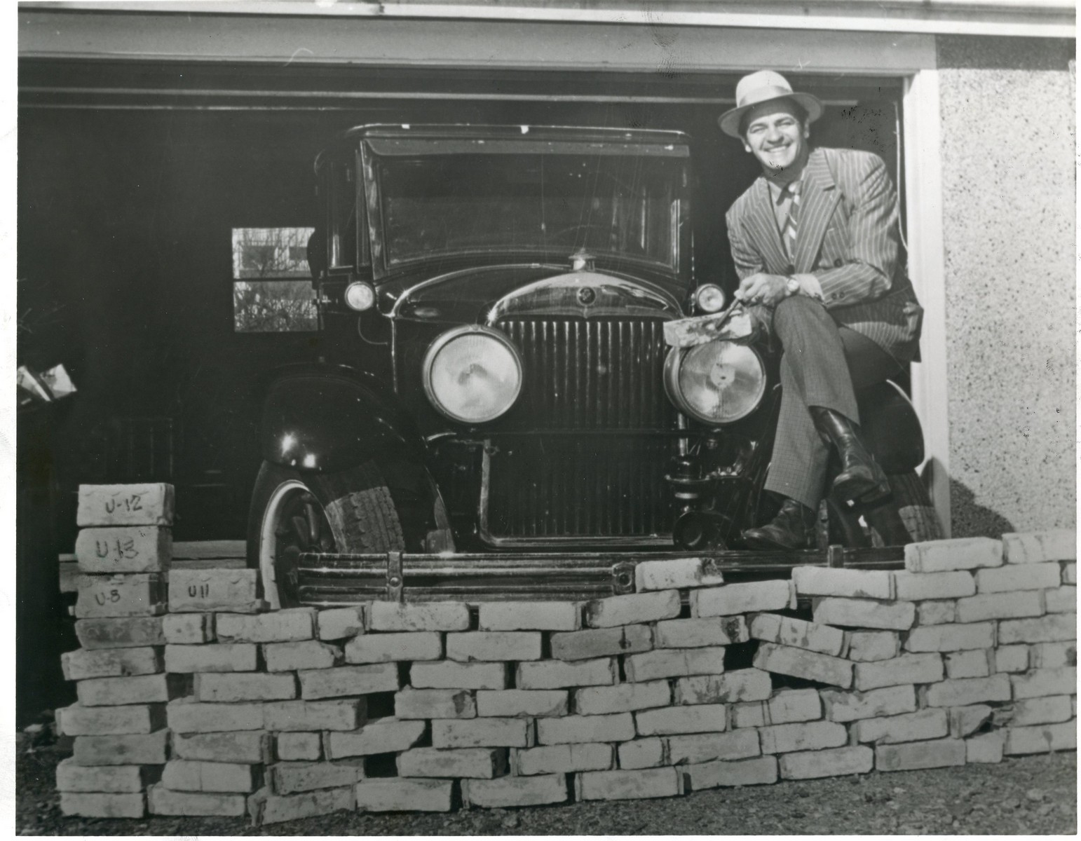 St. Valentine's Day Massacre Wall - The Mob Museum