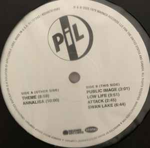 PUBLIC IMAGE LTD. (パブリック・イメージ・リミテッド) - First Issue