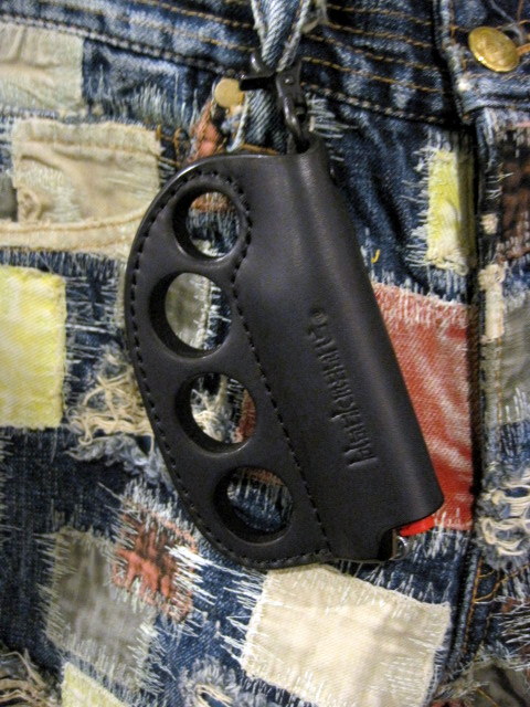 black means メリケンライターケースホルダー・ブラック - tity