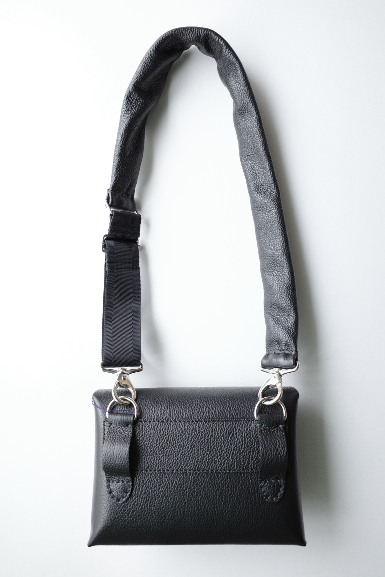 ebagos エバゴス フニュ シュリンク 封筒型3WAY バッグ・ブラック - tity