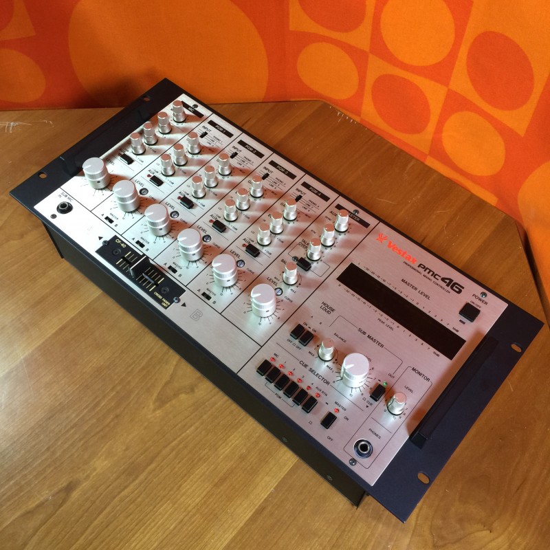 名機VESTAX PMC-46、Club常設のHOUSE DJ憧れのミキサーを手に入れた