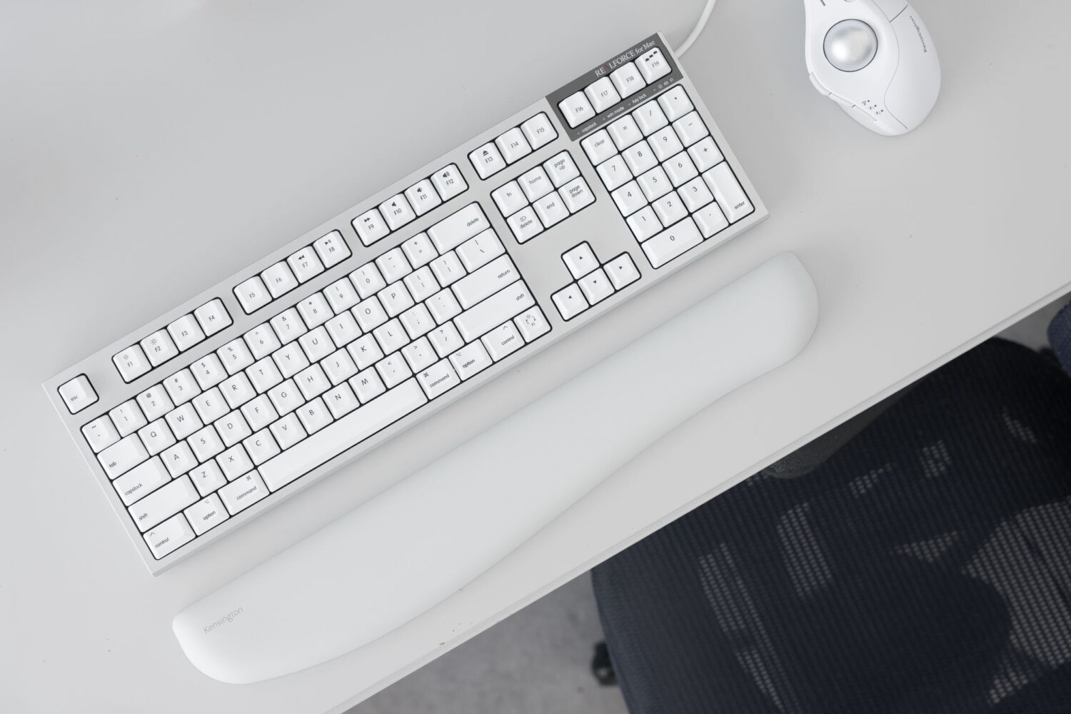 客先のエンジニアが「HHKB Professional BT」の良さを力説していてつい