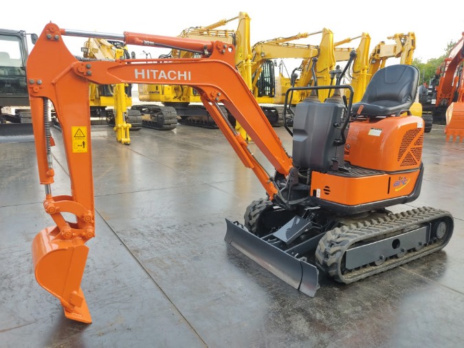 日立建機 ZX10U-2 ミニユンボ（ミニ油圧ショベル）~1t 愛知県中古重機