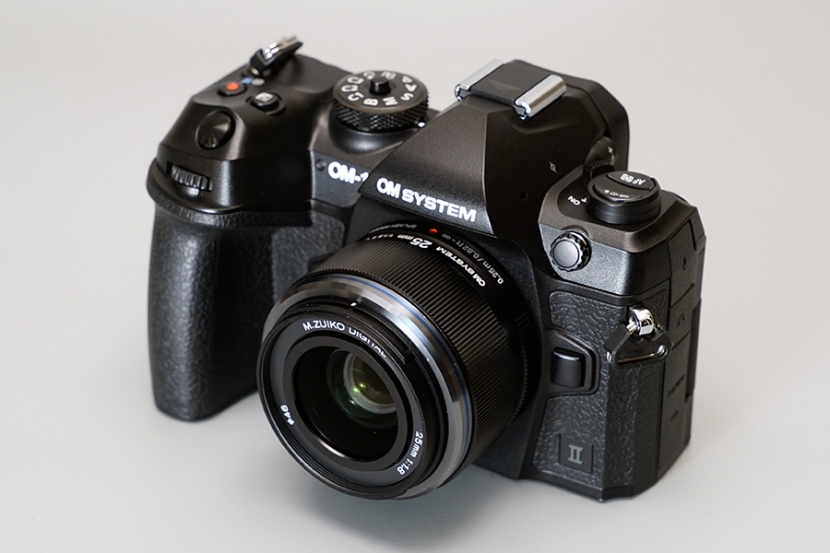 レビュー】明るくて適度に美しいぼけ、コンパクトな防塵防滴標準単焦点