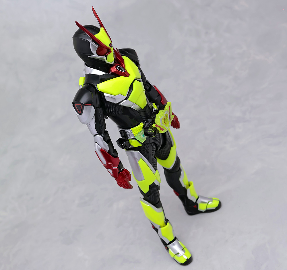 とろ＋ひまつぶし | S.H.フィギュアーツ：仮面ライダーゼロツー [レビュー]