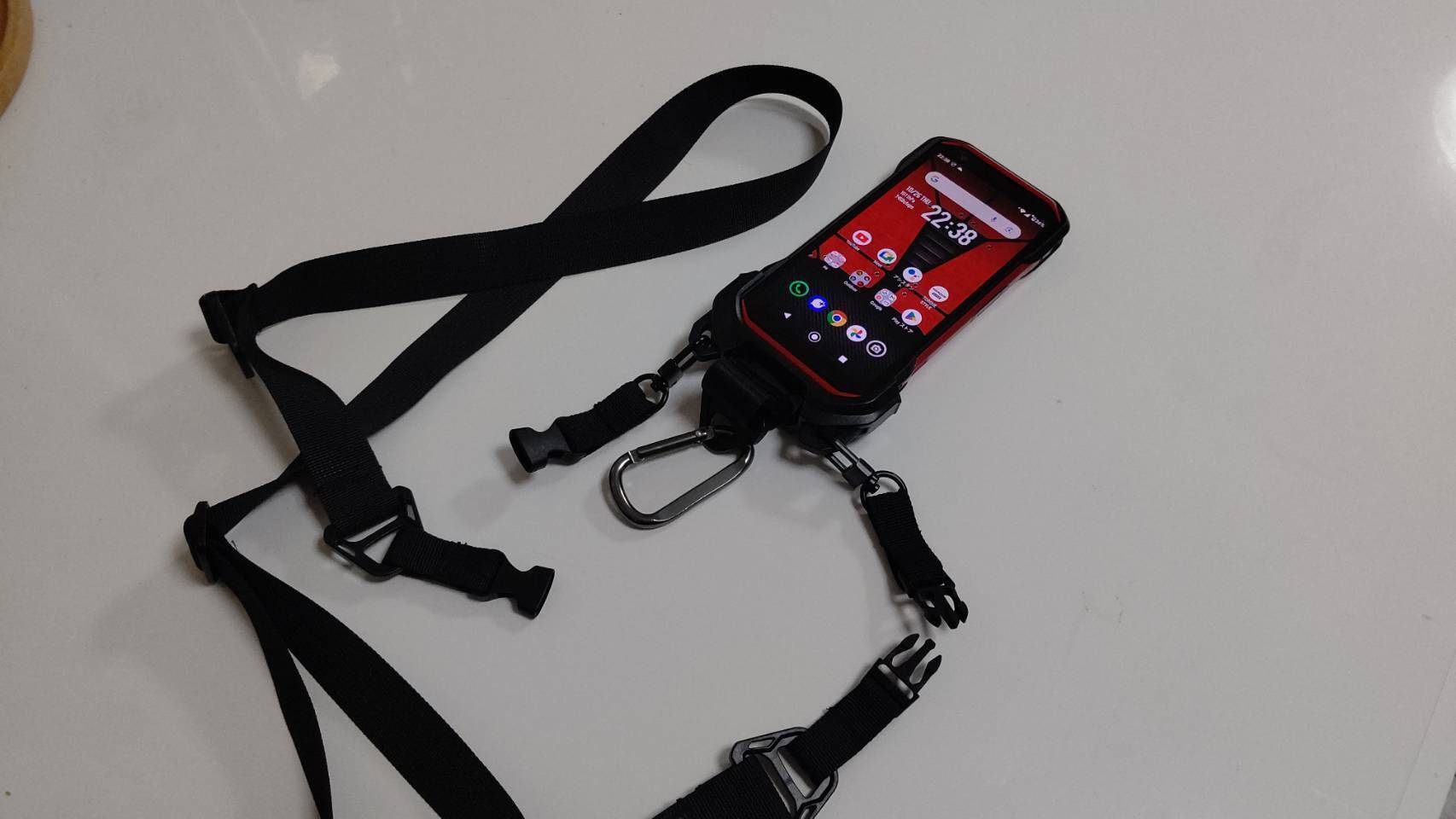 G06のハードホルダーはフッキングできるとこ | TORQUE STYLE