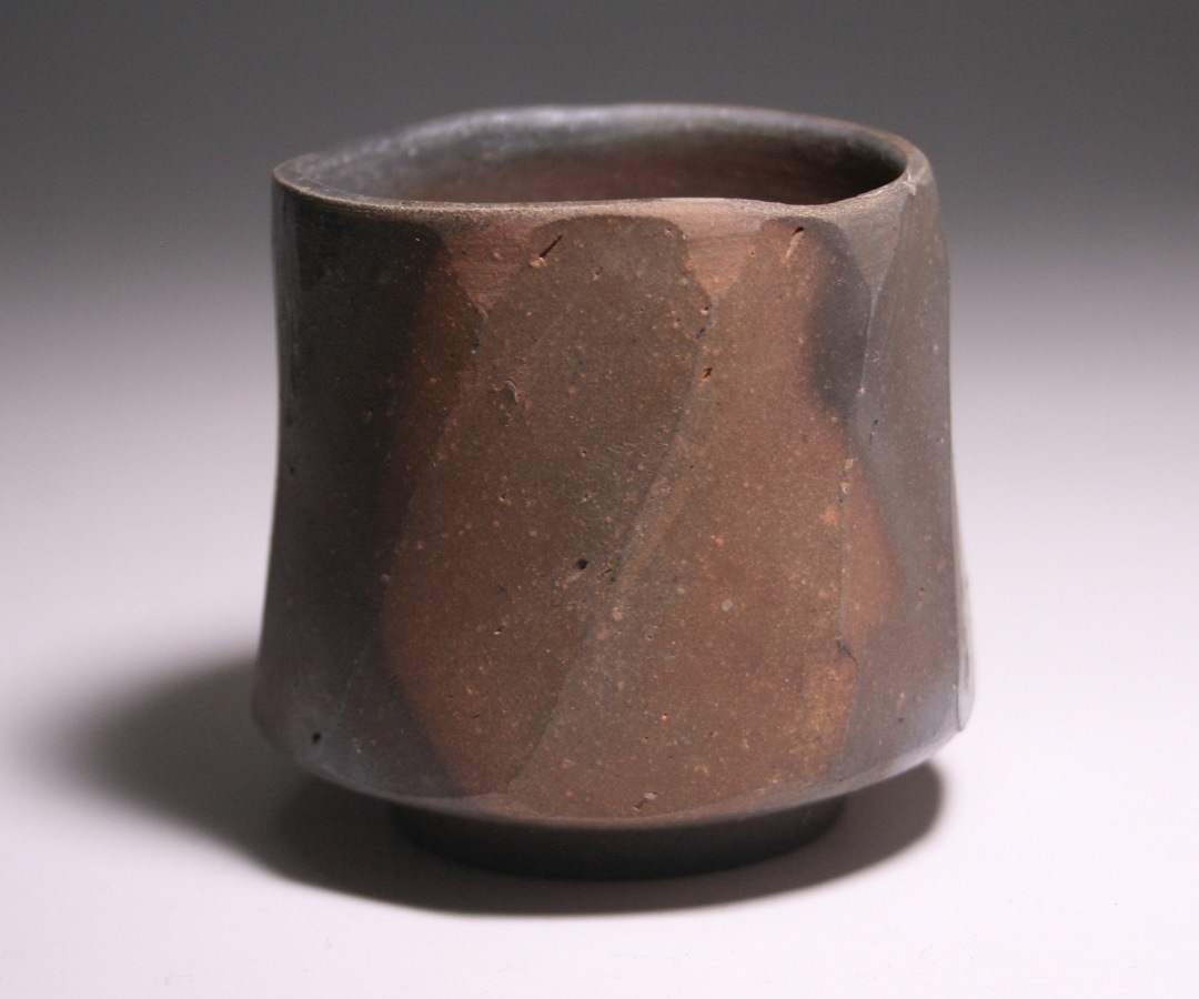 各見政峯 作 「備前屋久杉板目酒呑」 ～備前焼専門卸小売店 川口陶楽苑～