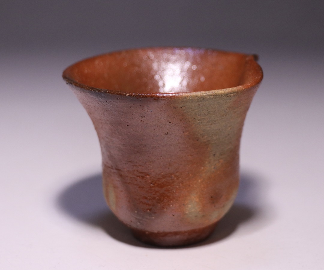 末田 恵 作 「備前緋襷酒器」 ～備前焼専門卸小売店 川口陶楽苑～