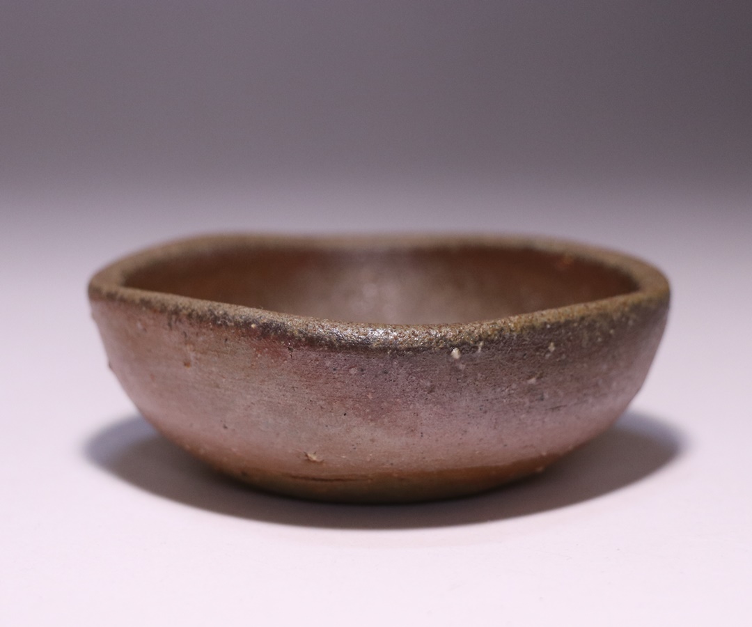 金重道明 作 「伊部四方盃」 ～備前焼専門卸小売店 川口陶楽苑～