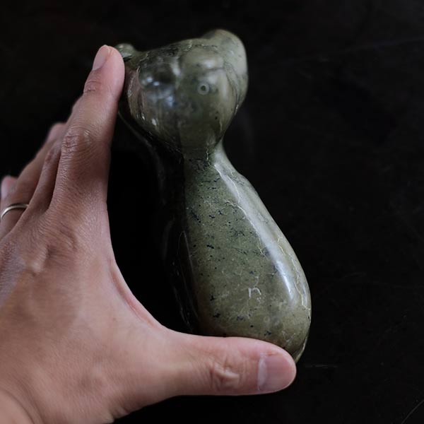 イヌイット・アート セイウチのスカルプチャー – zakka store towi