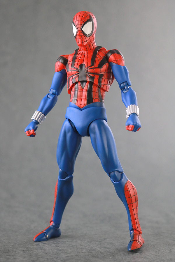 MAFEX スパイダーマン（ベン・ライリー） レビュー | トイハコ