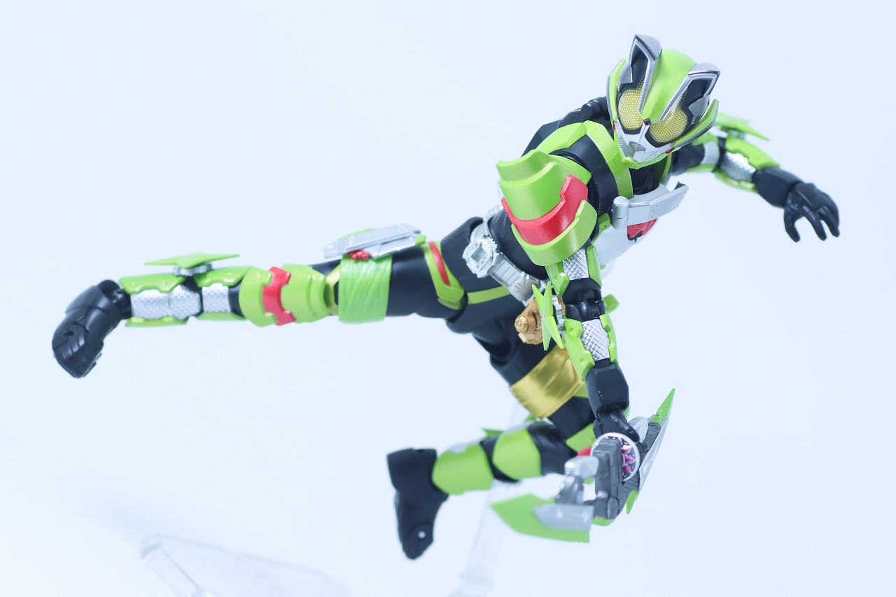 S.H.フィギュアーツ新作！仮面ライダーナーゴ フィーバービート