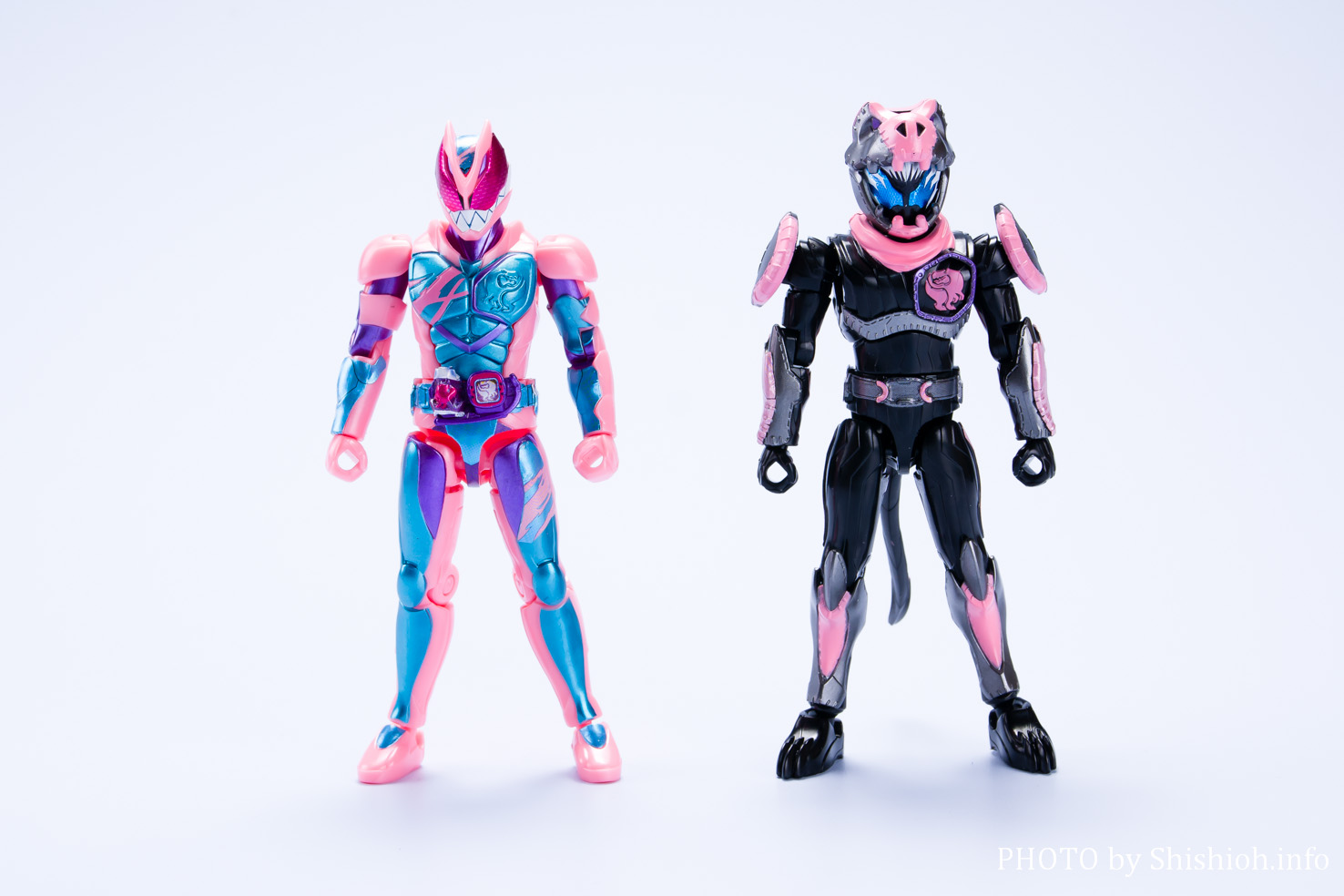 レビュー】装動 仮面ライダーリバイス (リバイ・バイス・リバイスレックス)