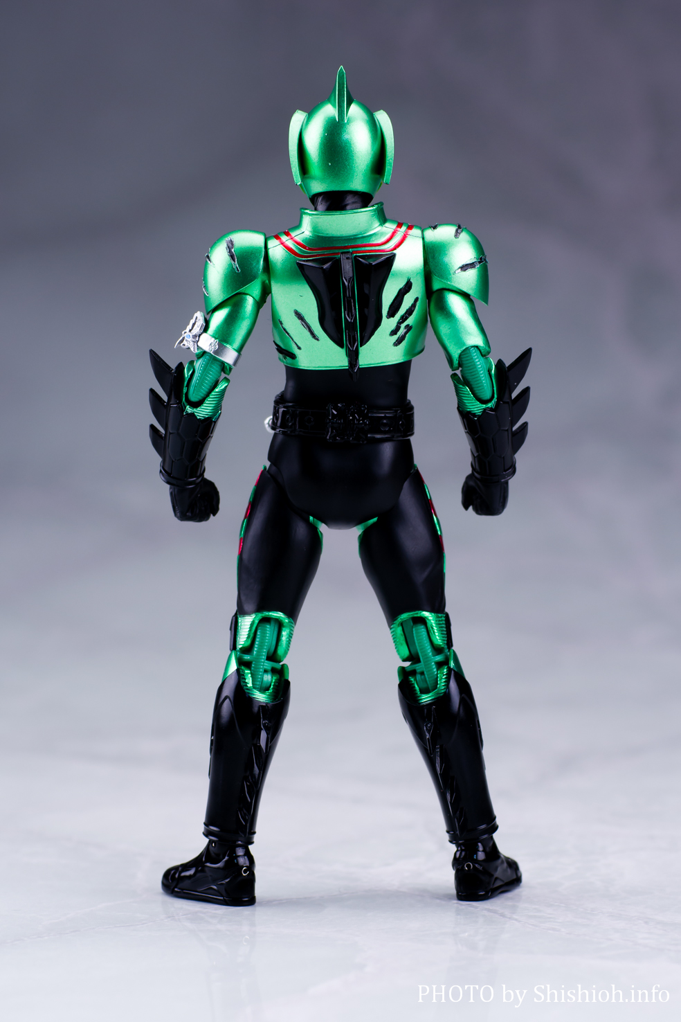 レビュー】S.H.Figuarts 仮面ライダーアマゾンオメガ