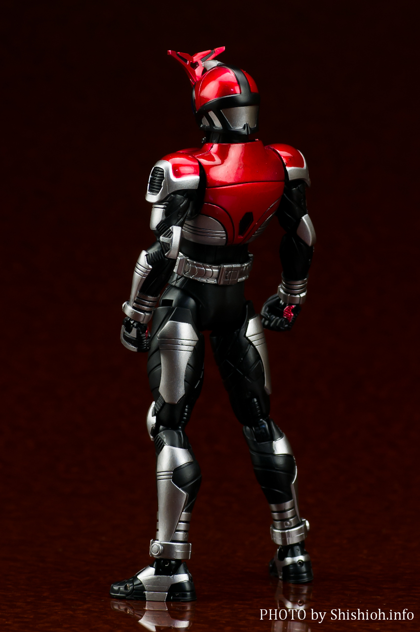 レビュー】S.H.Figuarts (真骨彫製法) 仮面ライダーカブト ライダー