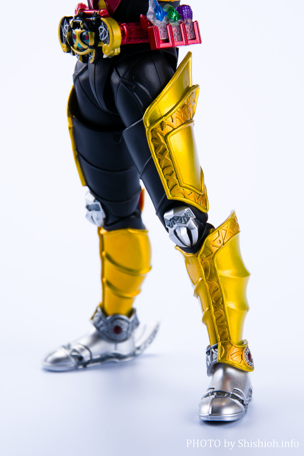 レビュー】S.H.Figuarts（真骨彫製法） 仮面ライダーキバ エンペラー